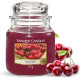 bougie parfumée moyenne jarre Yankee Candle CERISE NOIRE